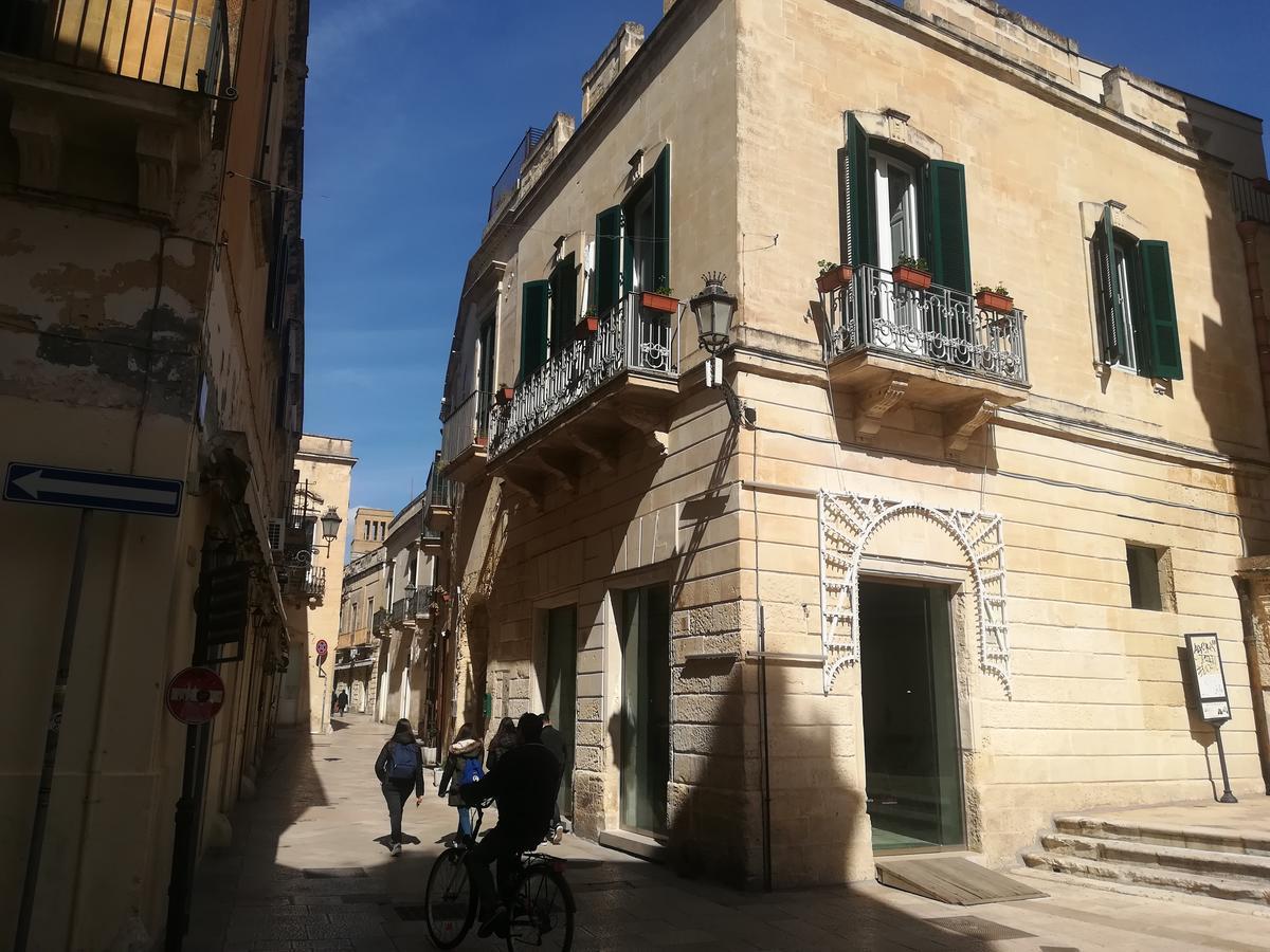 Dimora Dell'Artista Bed & Breakfast Lecce Bagian luar foto