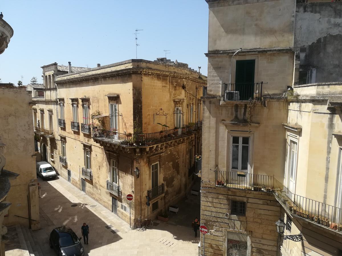 Dimora Dell'Artista Bed & Breakfast Lecce Bagian luar foto