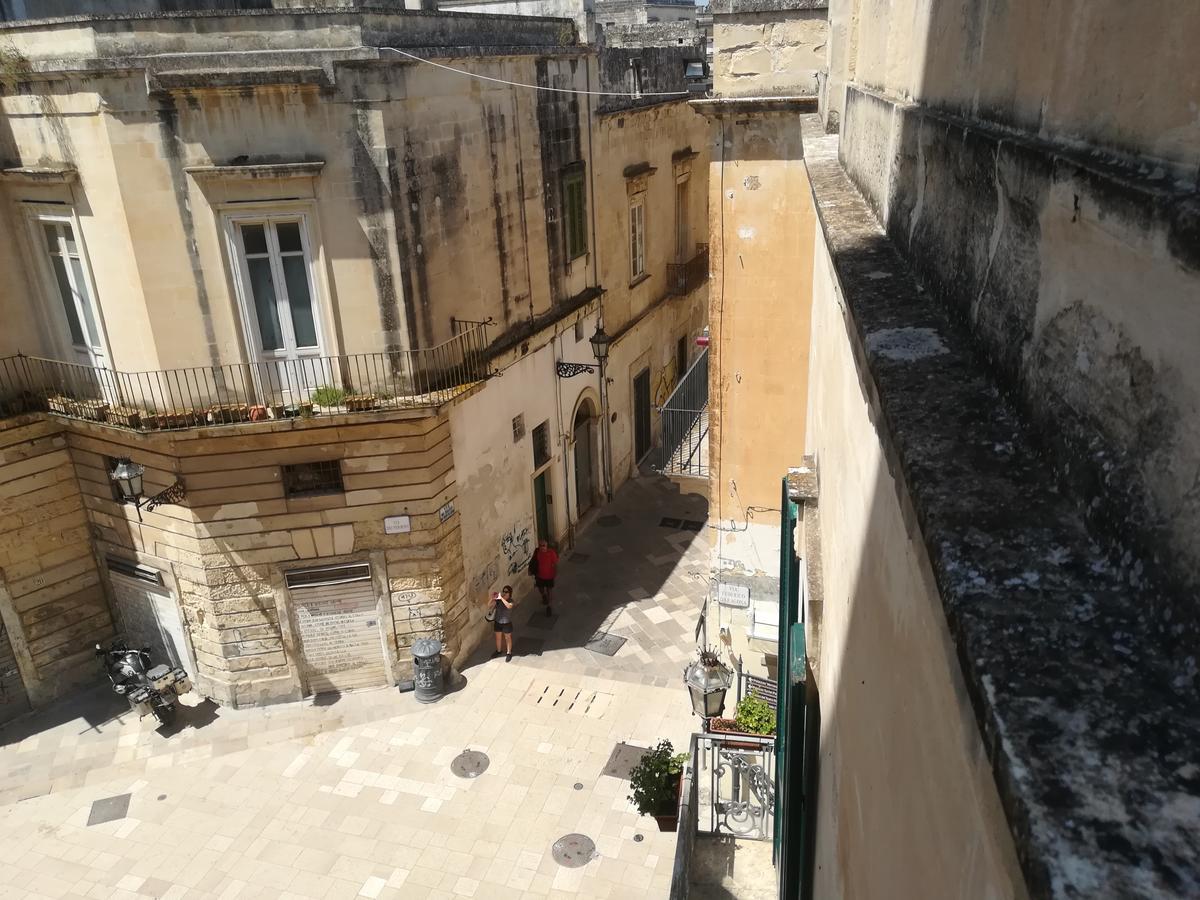 Dimora Dell'Artista Bed & Breakfast Lecce Bagian luar foto