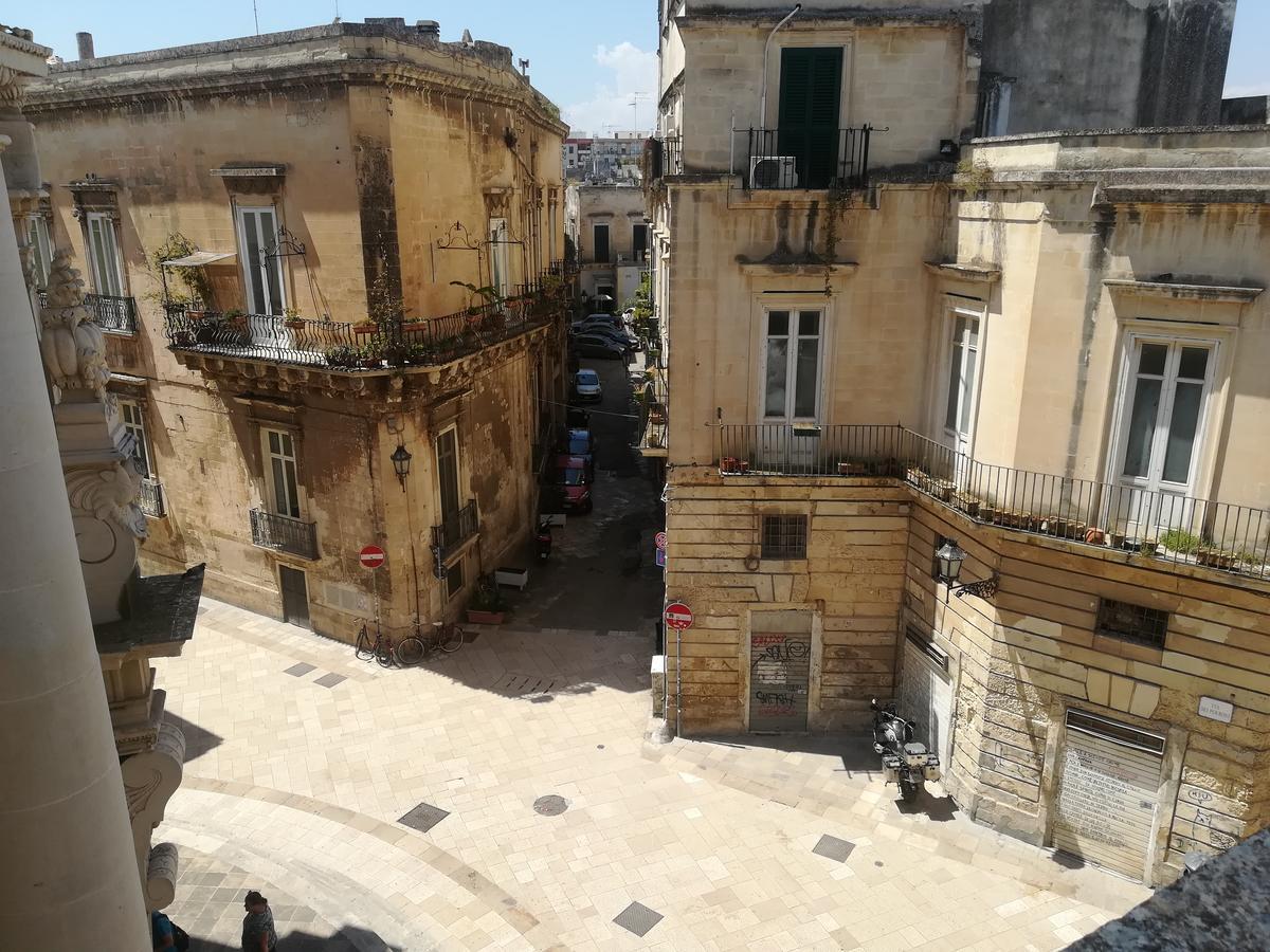 Dimora Dell'Artista Bed & Breakfast Lecce Bagian luar foto