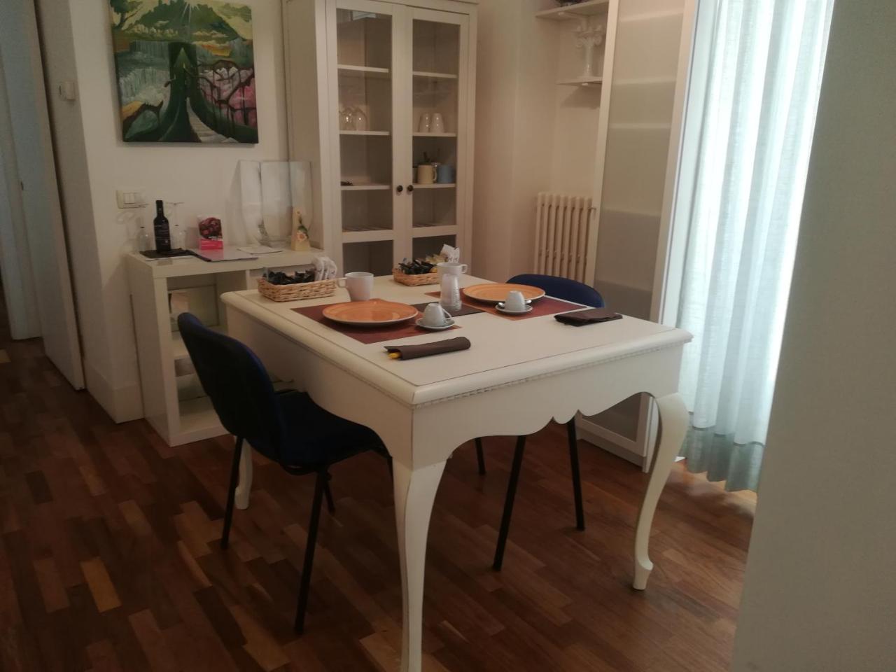 Dimora Dell'Artista Bed & Breakfast Lecce Bagian luar foto